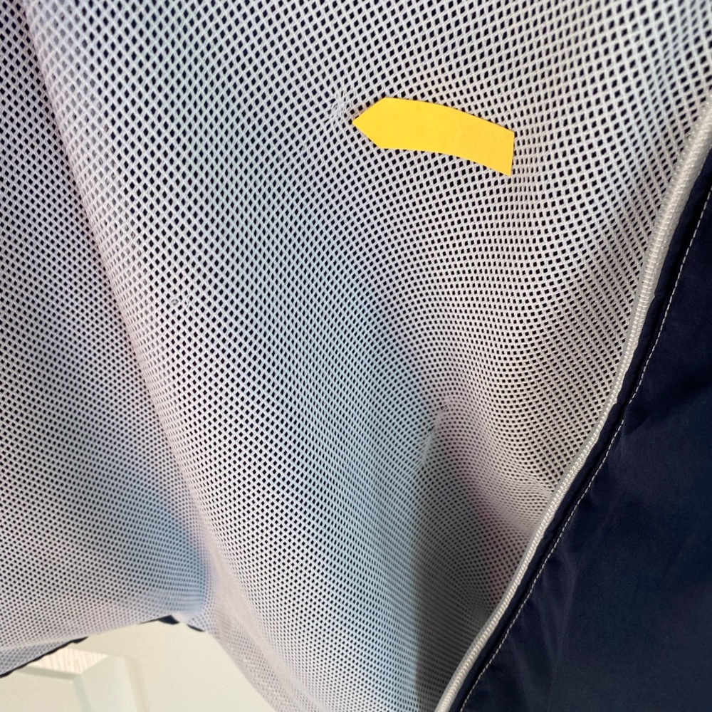 World of Disney Dark‎ BlueWhite Medium Hooded Full Zip Windbreaker Jacket Pocket - Picture 13 of 14